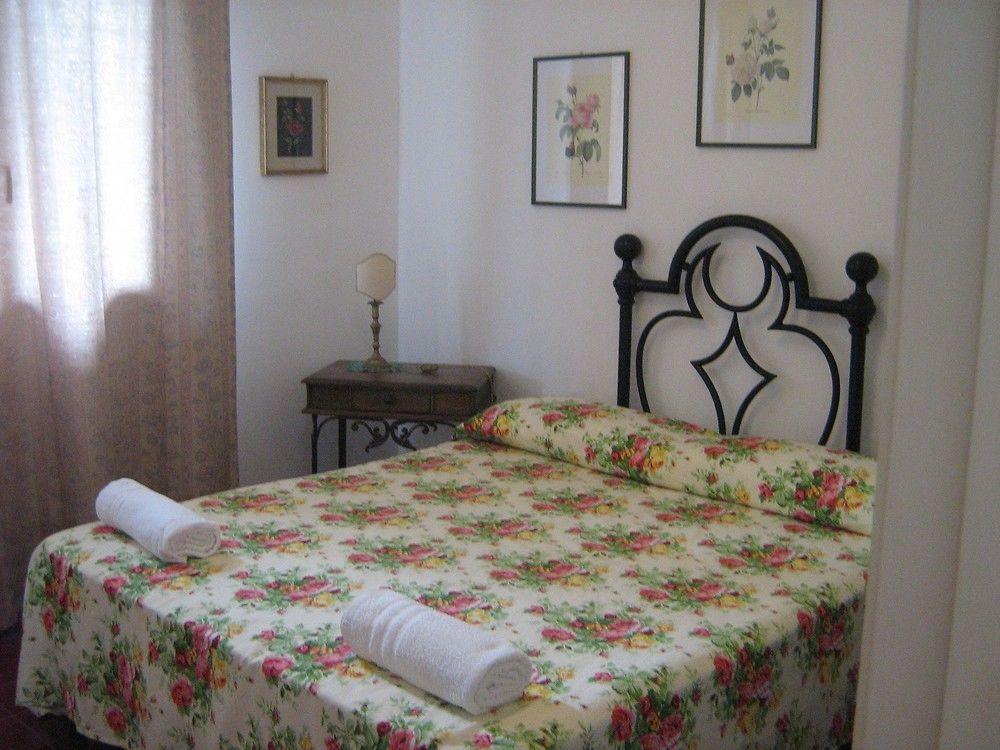 Villa Santa Sofia 阿谢亚 外观 照片